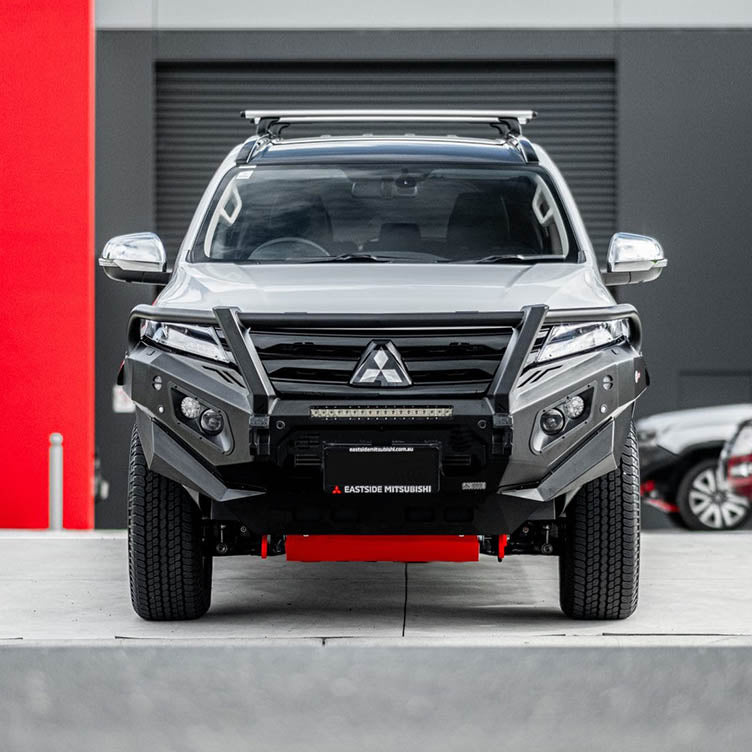 Hamer 4x4 King Series Plus Bullbar w/ 3.5T Recovery Points (2020+ Mitsubishi Pajero Sport QF)