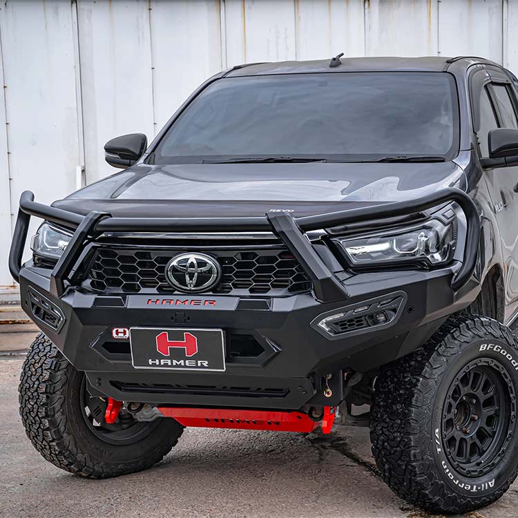 Hamer 4x4 Atlas Series Plus Bullbar w/ 3.5T Recovery Points - No Flares (2024+ Toyota Hilux Revo Dual Cab) (view 3)