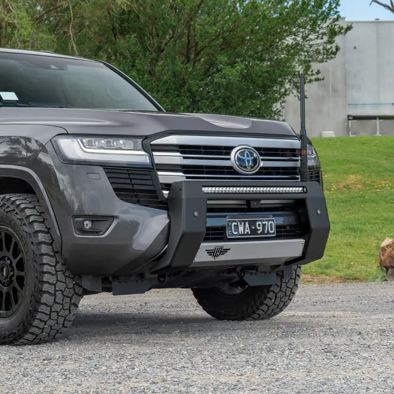 Ultimate9 "ULTIMATE" Nudge Bar w/ 30 Inch LED Light Bar (Toyota Landcruiser 300 Series 2021+)