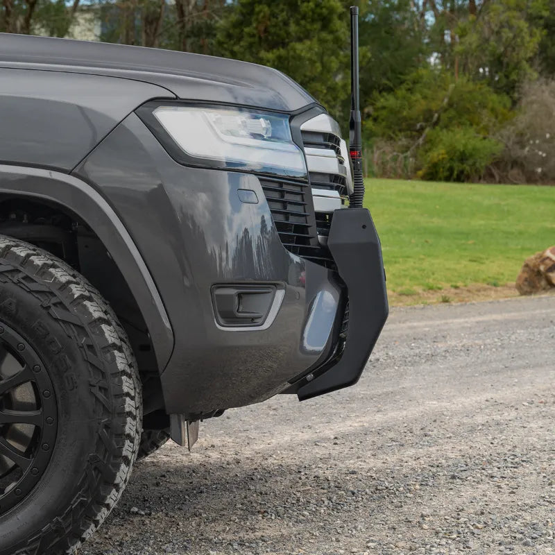 Ultimate9 "ULTIMATE" Nudge Bar w/ 30 Inch LED Light Bar (Toyota Landcruiser 300 Series 2021+)