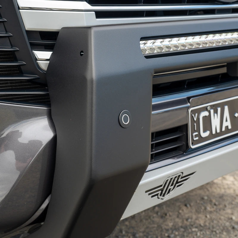 Ultimate9 "ULTIMATE" Nudge Bar w/ 30 Inch LED Light Bar (Toyota Landcruiser 300 Series 2021+)