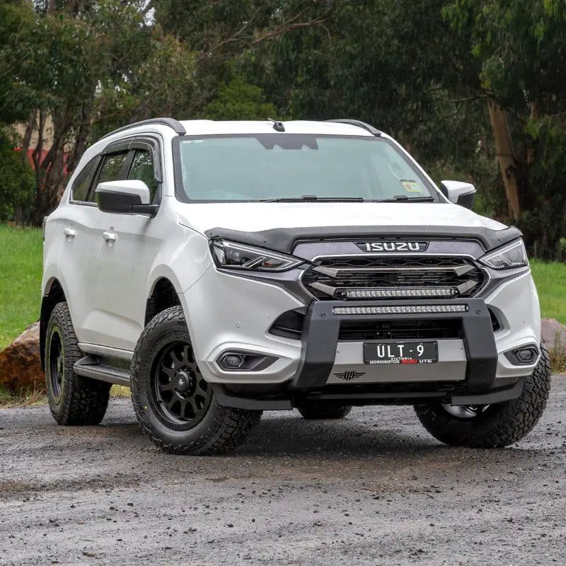 Ultimate9 "ULTIMATE" Nudge Bar w/ 30 Inch LED Light Bar (ISUZU MU-X 2021 - 2025 RJ)
