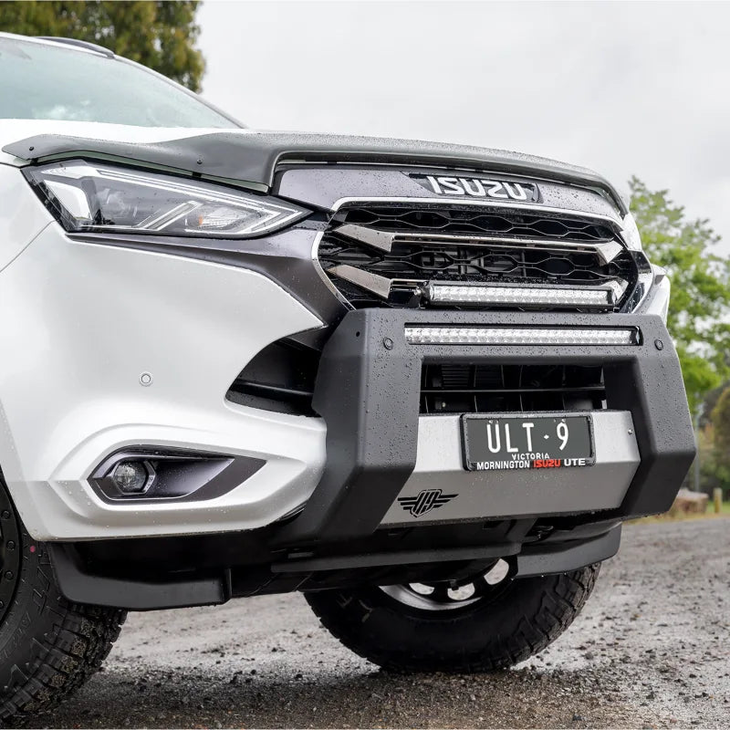 Ultimate9 "ULTIMATE" Nudge Bar w/ 30 Inch LED Light Bar (ISUZU MU-X 2021 - 2025 RJ)