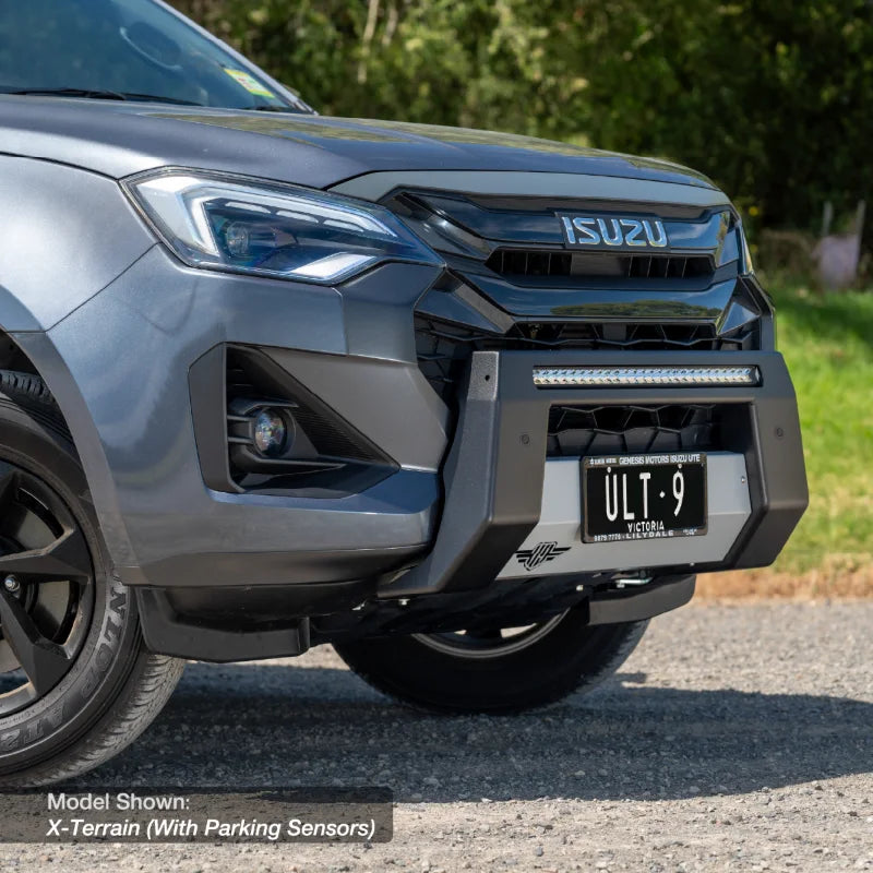 Ultimate9 "ULTIMATE" Nudge Bar w/ 30 Inch LED Light Bar (Isuzu D-Max 2024+ RG Facelift W Parking Sensors)