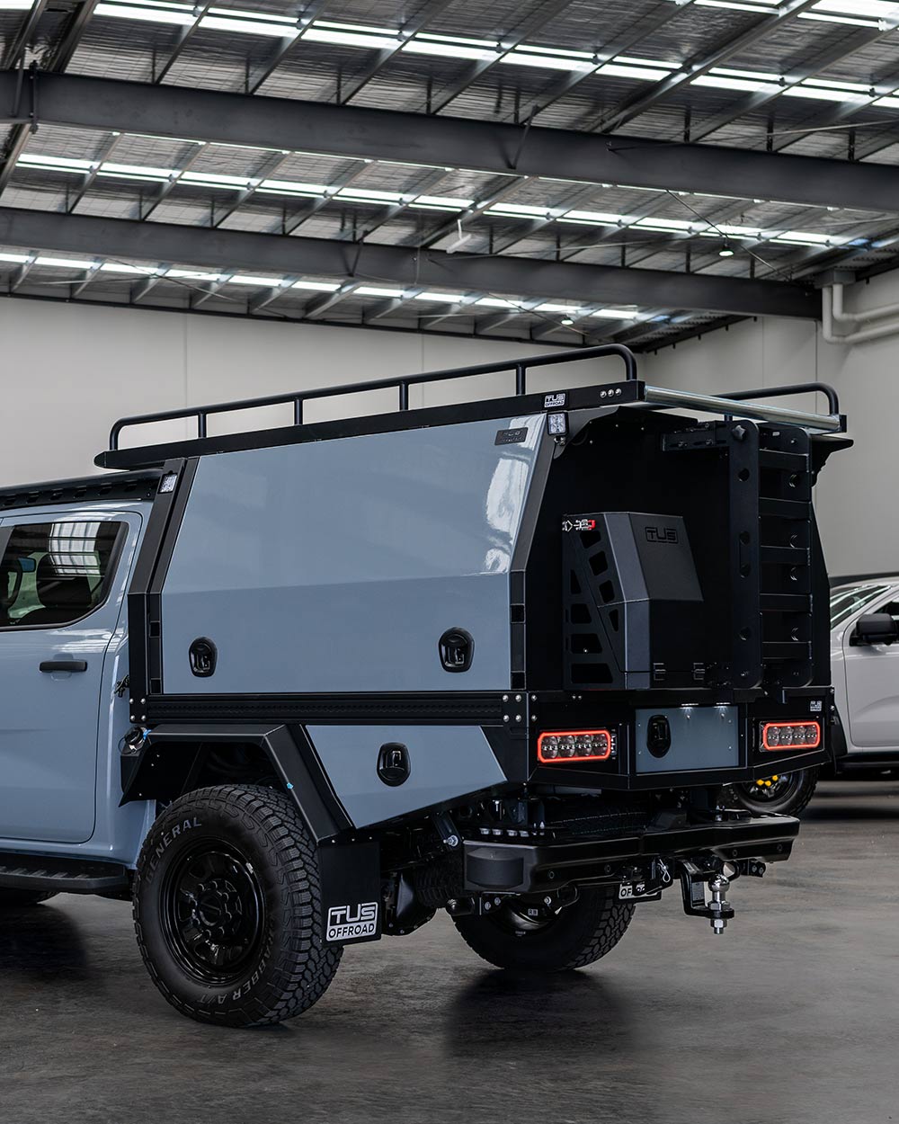 dr2 canopy with roof rack