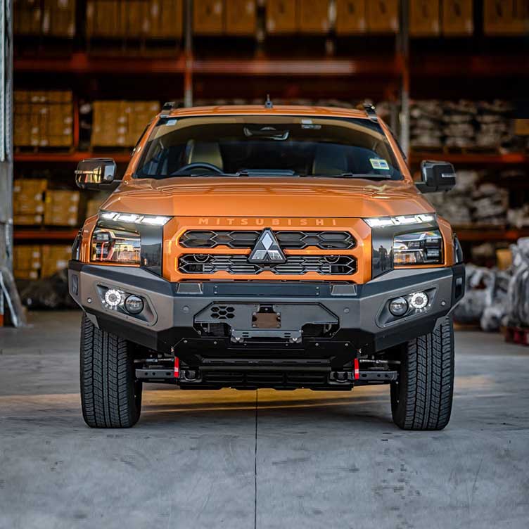 Hamer 4x4 King Series Bullbar w/ 3.5T Recovery Points (2024+ Mitsubishi Triton MV)