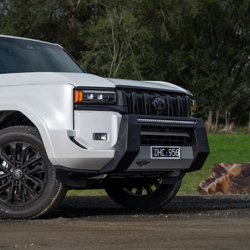 Ultimate9 "ULTIMATE" Nudge Bar w/ 30 Inch LED Light Bar (Toyota Landcruiser Prado 2024+ GX, GXL, Altitude)