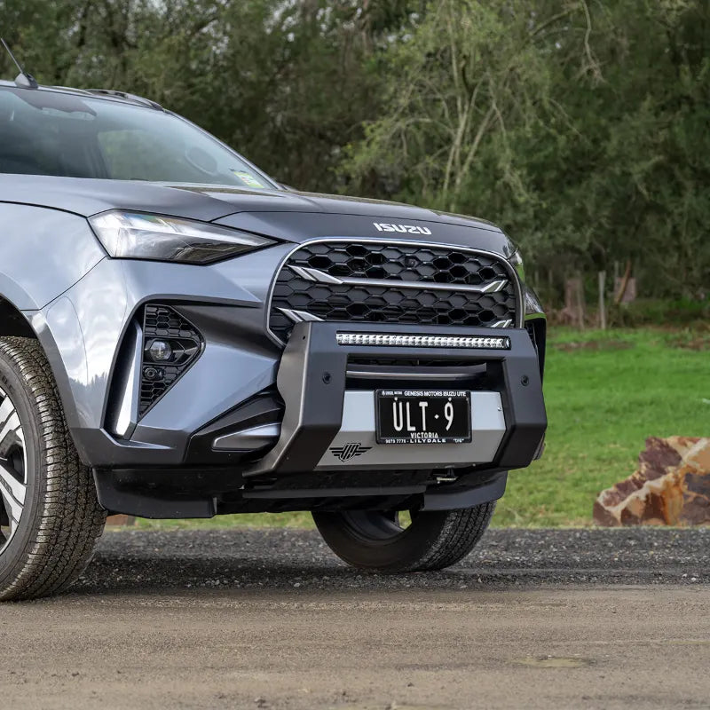Ultimate9 "ULTIMATE" Nudge Bar w/ 30 Inch LED Light Bar (ISUZU MU-X 2025+ RJ Facelift)
